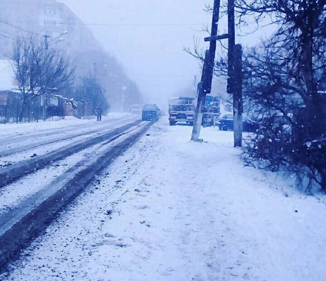 <p>Снігопад в Одесі. Фото: unn.com.ua, uc.od.ua, odessa1.com, trassae95.com, соцмережі</p>