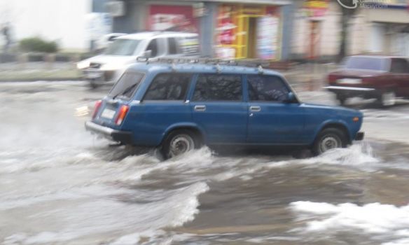 <p>Потоп в Маріуполі. Фото: 0629.com.ua</p>