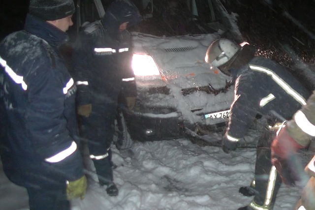 Спасатели пришли на помощь. Фото: kharkiv.mns.gov.ua