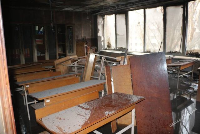 <p><span>Пожежа в школі. Фото: ДСНС Одеської області</span></p>