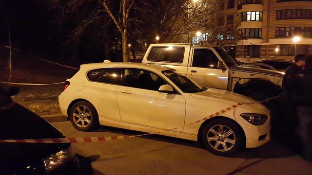 В Киеве подорвали автомобиль Парасюка, фото Влад Антонов