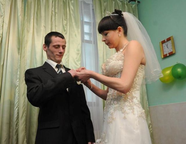 В Харькове пожизненно осужденная вышла замуж за прихожанина, фото Facebook