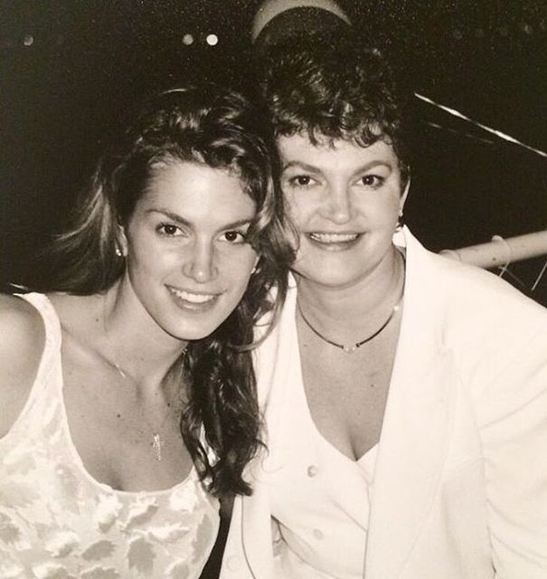Сінді Кроуфорд з мамою. Фото: Instagram