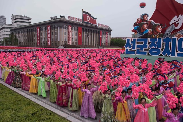 <p>У КНДР пройшли масштабні гуляння. Фото: AFP</p>