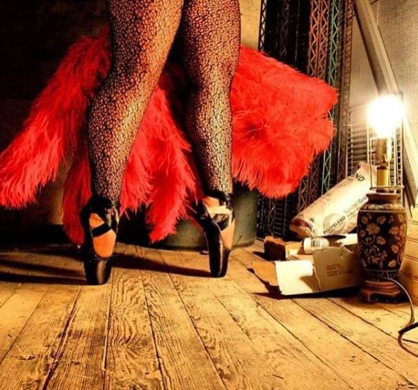 <p>Дівчина закинула заняття балетом через повноту.&nbsp;Фото: instagram.com/frostineshake</p>