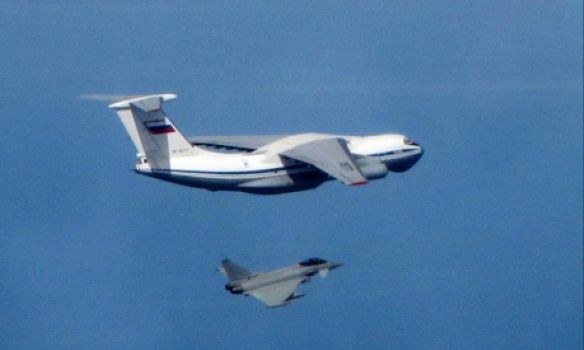 <p><span>Британські винищувачі перехопили Ан-26, Ан-12 та Іл-76. Фото: www.gov.uk</span></p>