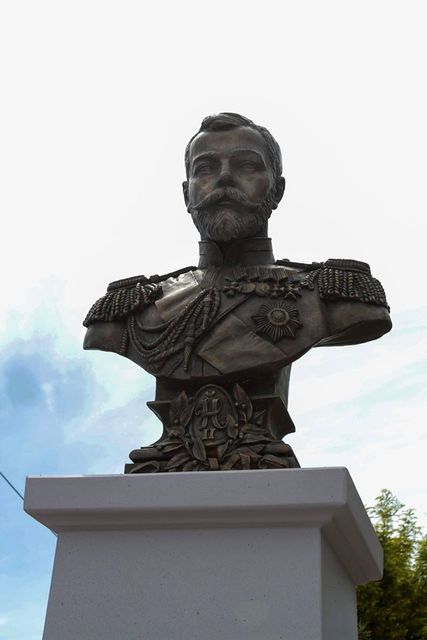 <p>Пам'ятник відкрили в Євпаторії. Фото: Фейсбук</p>