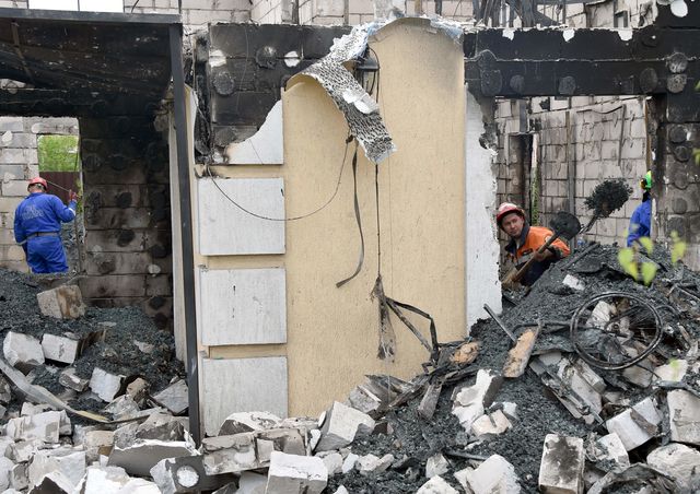 <p>У селі Літочки Київської області через пожежу в будинку для літніх людей загинуло 17 осіб, фото AFP</p>