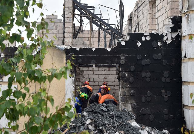 <p>У селі Літочки Київської області через пожежу в будинку для літніх людей загинуло 17 осіб, фото AFP</p>