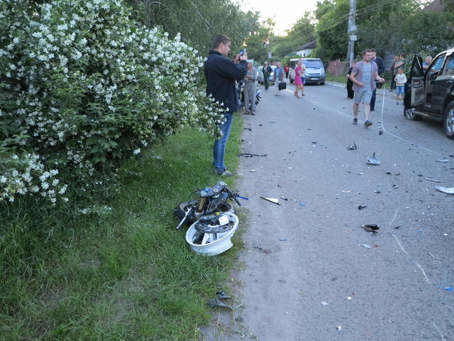 Мотоциклист погиб. Фото А. Ракитин