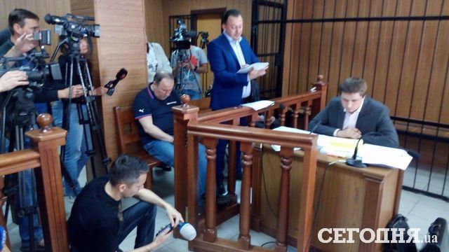 <p>Романчук прибув до суду. Фото: Д.Сидоровська</p>
