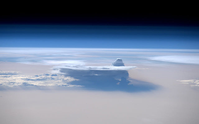 Фото: Tim Peake / ESA / NASA