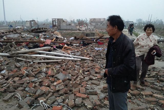 <p>Кількість жертв від смерчу в Китаї збільшилася до 78 осіб, фото AFP</p>