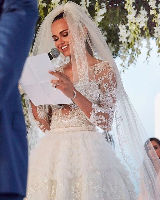 Невеста младше жениха на 36 лет . Фото: instagram.com/xeniadeli