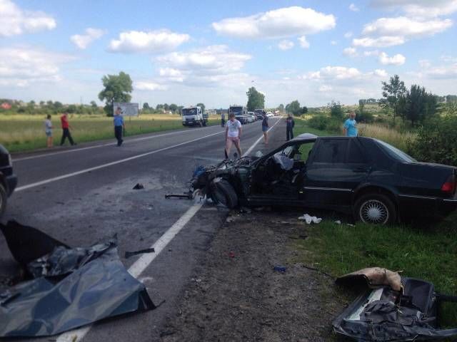 <p>На місці аварії. Фото: lv.npu.gov.ua, Варта-1.</p>