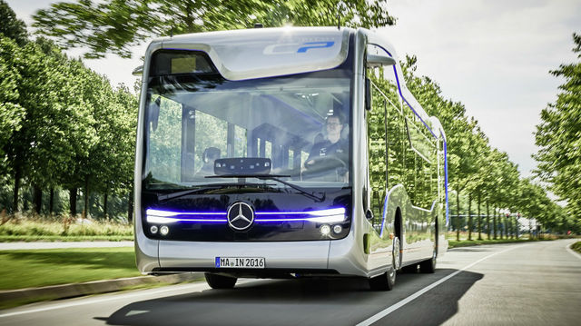 Концепт Future Bus испытали на трассе в Нидерландах