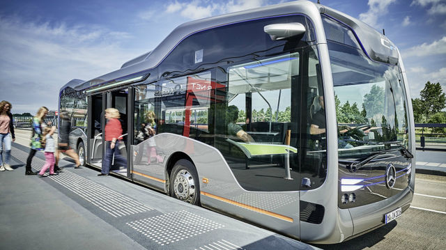 Концепт Future Bus испытали на трассе в Нидерландах