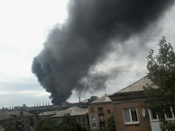 Пожар в Алчевске. Фото: twitter.com