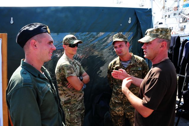 В рамках "Си Бриз" прошли учения военных водолазов. Фото: mil.gov.ua