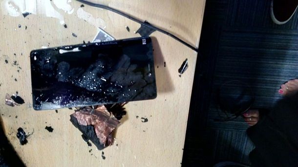 Последствия взрыва телефона. Фото: xda-developers.com