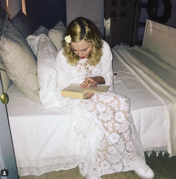<p><span>Мадонна відпочиває в Італії</span>. Фото: instagram.com/madonna</p>