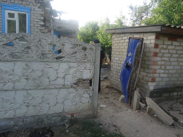 Боевики продолжают обстрелы населенных пунктов на Донбассе. Фото: Facebook