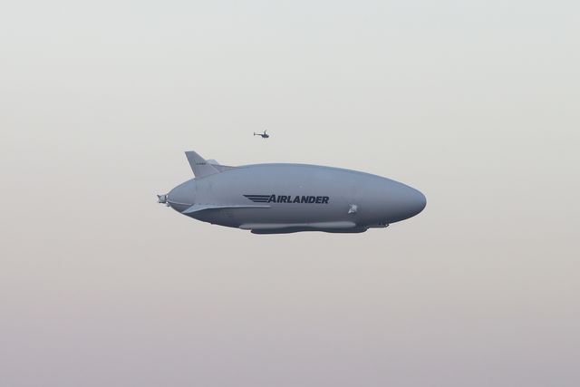<p>Найбільше повітряне судно в світі піднялося в небо в Великобританії, фото AFP</p>