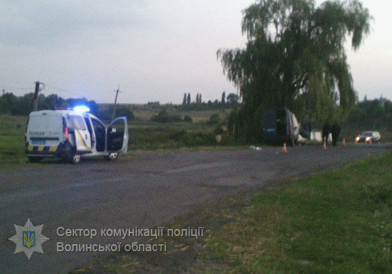 <p>На місці аварії. Фото: vl.npu.gov.ua.</p>