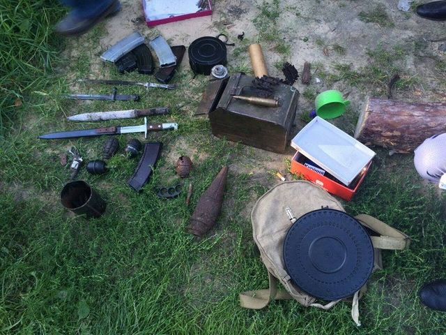 На Волыни изъяли оружие и боеприпасы. Фото: СБУ