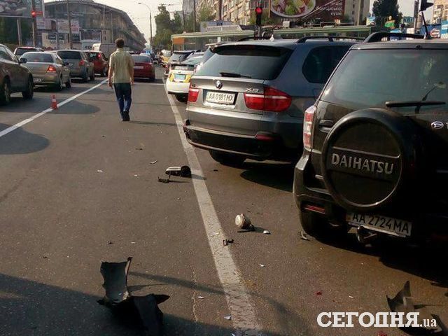 Пьяный парень из Кропивницкого разбил более пяти машин