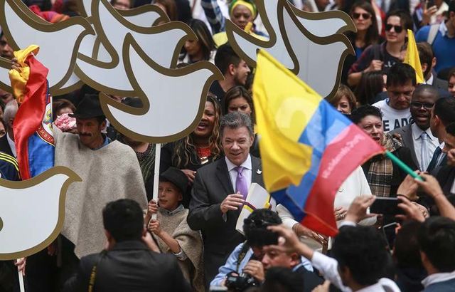 Нобелівська премія миру за 2016 рік присуджено президенту Колумбії Хуану Мануелю Сантосу. Фото: AFP