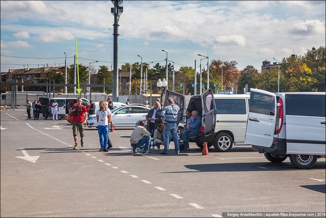 Блогер остался недоволен аэропортом. Фото: С. Анашкевич