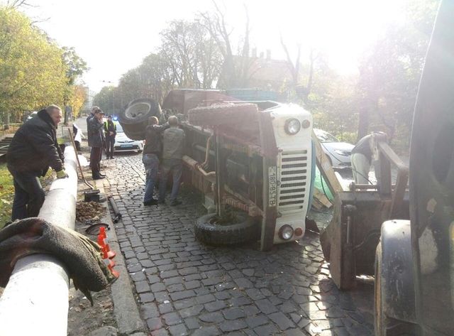 <p>На місці аварії. Фото: патрульначя поліція Львова</p>
