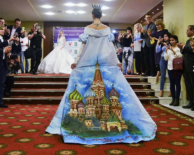 Платье с Путиным. Фото: Фото: 