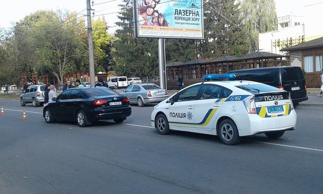 В Виннице водитель сбил ребенка на переходе. Фото: соцсети / Roman Kowalski