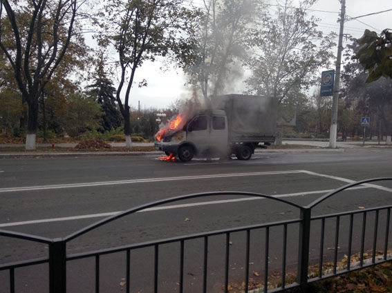 <p>Машина загорілася на ходу. Фото: поліція</p>