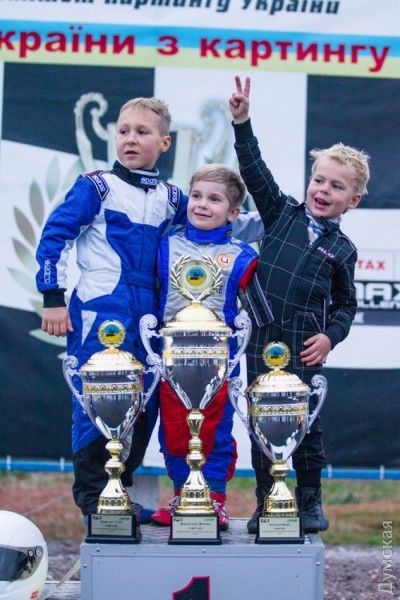 Макар Железняк завоевал главный трофей. Фото: dumskaya.net