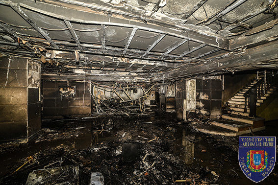 В Одессе горел торговый центр. Фото: полиция