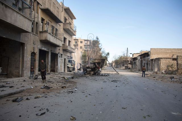 Последствия бомбардировок в Алеппо. Фото: AFP