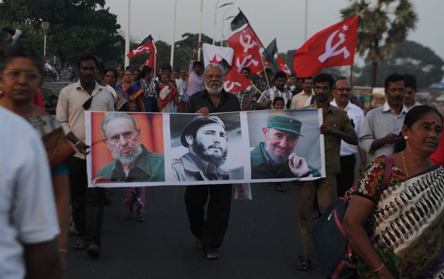 На Кубе умер Фидель Кастро.  Тело лидера национальной революции будет кремировано. Похороны состоятся 4 декабря. Фото: AFP