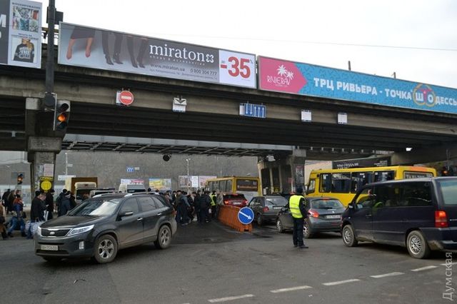 <p>Транспортний колапс в Одесі. Фото: &laquo;Думская&raquo;, автор Андрій Колісниченко</p>