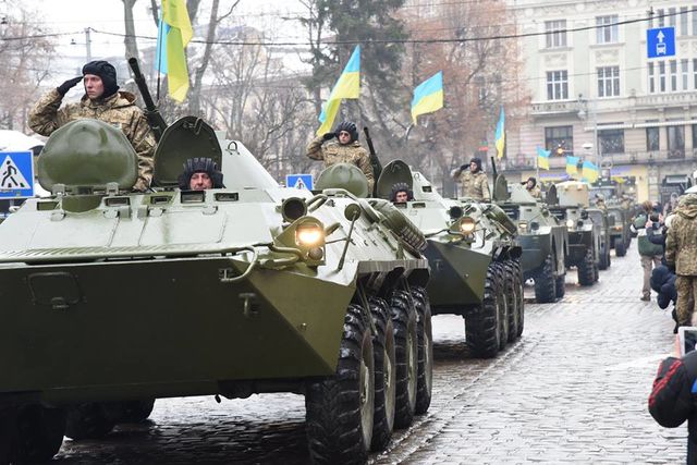 Львов поздравляет военных. Фото: facebook.com, loda.gov.ua