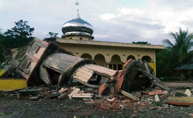 <p>Руйнівний землетрус стався в Індонезії сьогодні рано вранці. Фото: AFP</p>