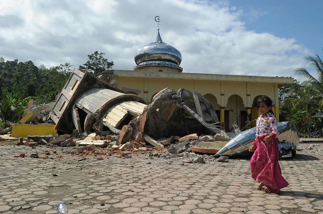 <p>Руйнівний землетрус стався в Індонезії сьогодні рано вранці. Фото: AFP</p>