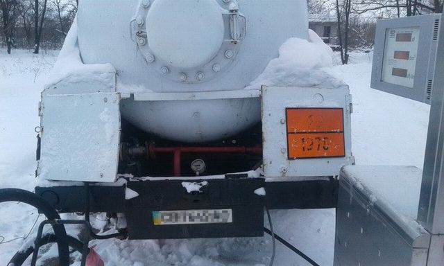 В Черниговской области незаконно работали газовые заправки. Фото: СБУ