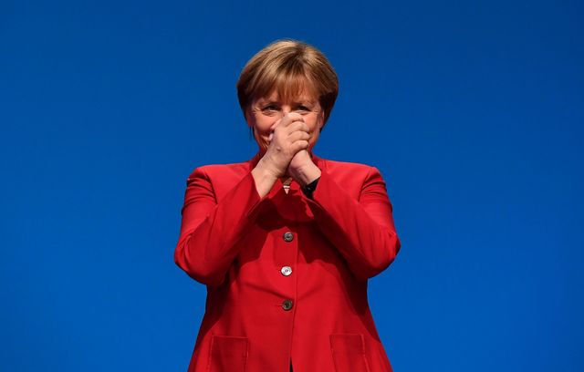6 lдекабря, 2016 года. Канцлер ФРГ Ангела Меркель в девятый раз стала председателем партии Христианско-демократический союз (ХДС). За ее кандидатуру проголосовали 89,5% делегатов партийного съезда в городе Эссене. Фото: AFP