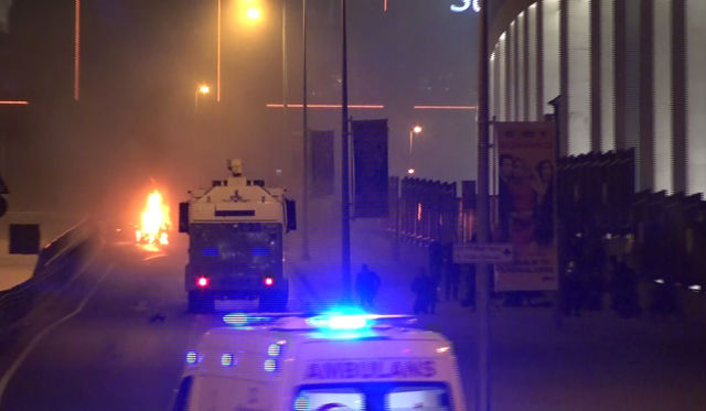 У стадиона в Стамбуле произошел теракт после футбольного матча. Фото AFP