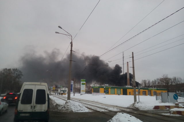 В Харькове – масштабный пожар. Фото: ГСЧС