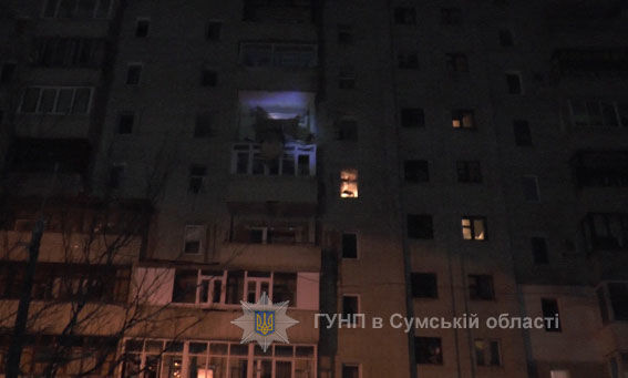 Мужчина взорвал собственную квартиру в многоэтажном доме. Фото: полиция