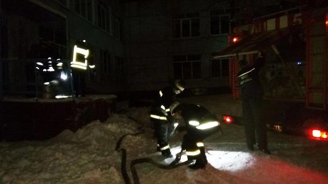 <p><span>Вогнеборці ліквідували пожежу. Фото: informator.dp.ua</span></p>